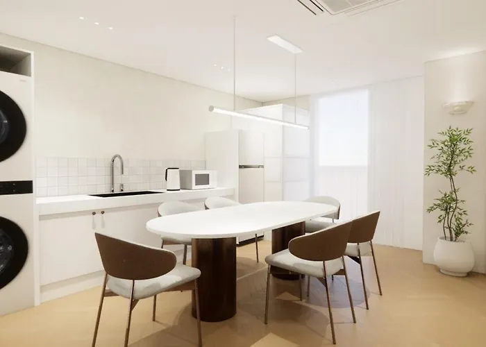 The 23 Siena-10guests, Family Suite, Cityhall Station 5sec, 명동도보8분